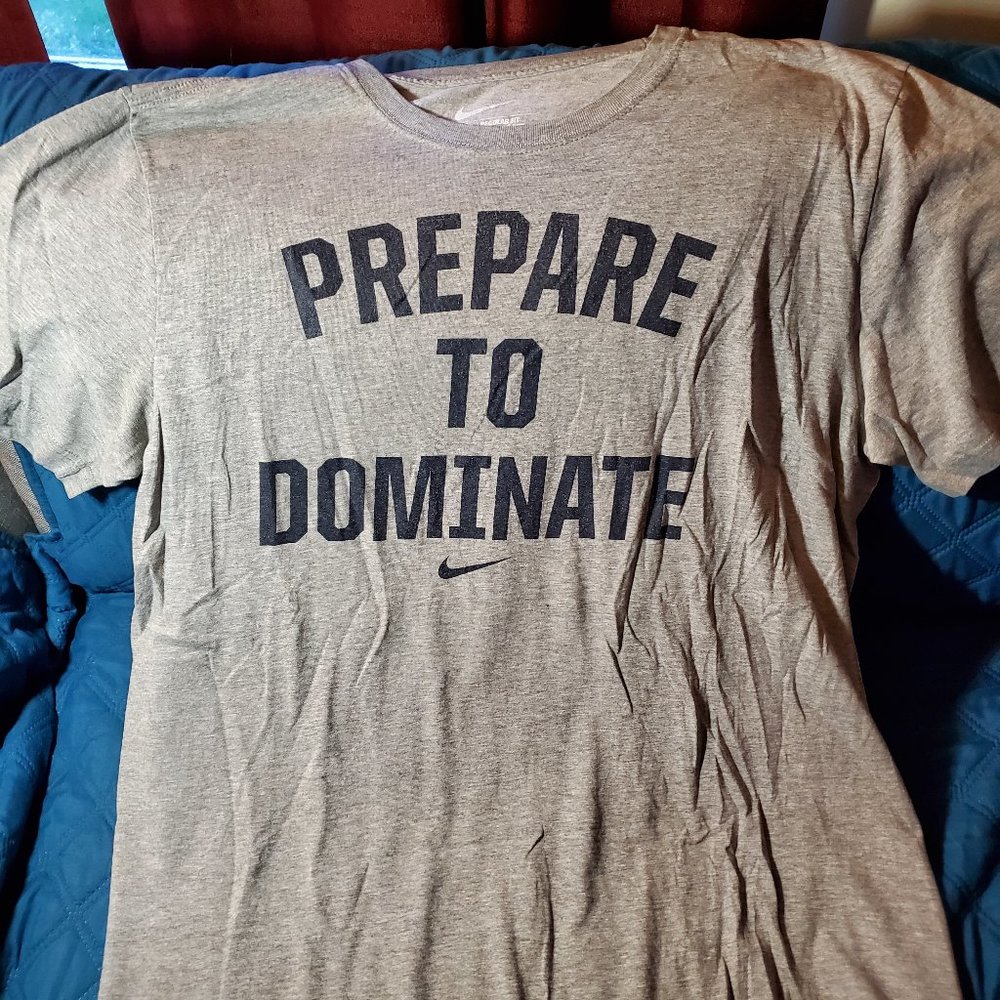 Nike Mens Shirt.